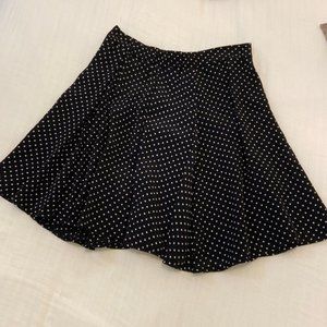 Brandy Melville - high waisted mini polka-dotted skirt